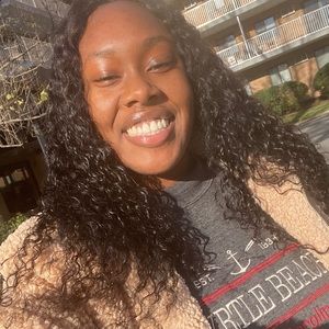 Meet your Posher, Cianna